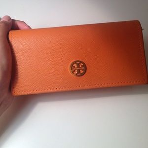 Tory burch Sunglass case